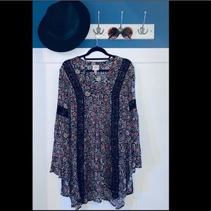 Long sleeve smock dress with print